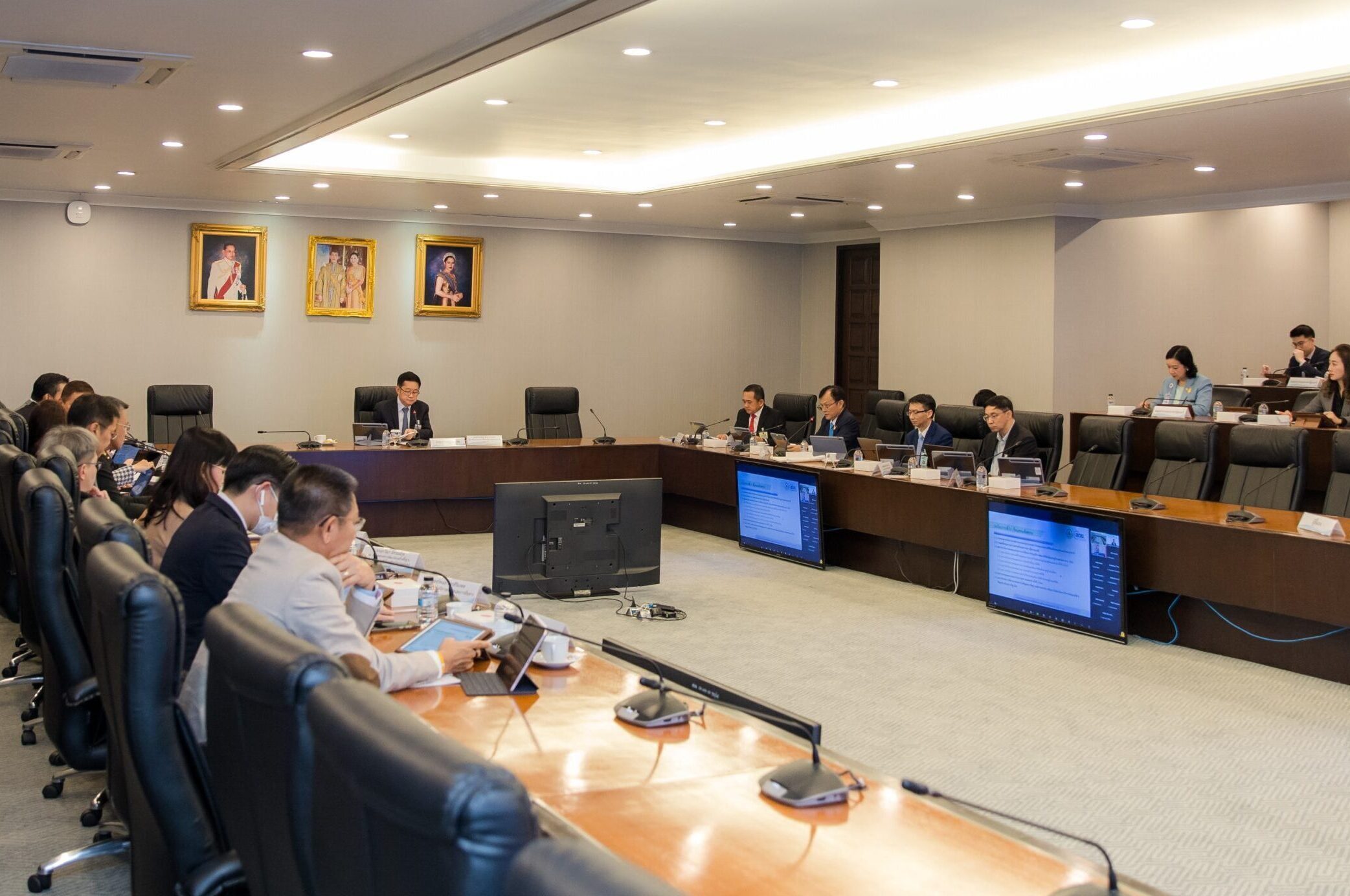 IMG_20231222180407000000